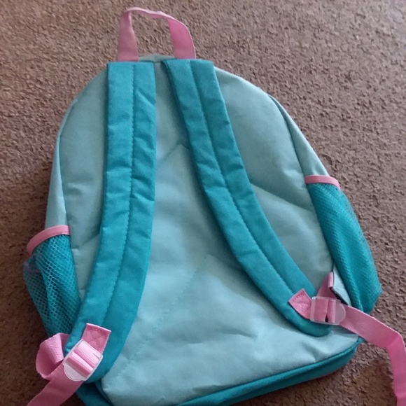 Elsa/Anna frozen backpack! - Picture 2 of 4